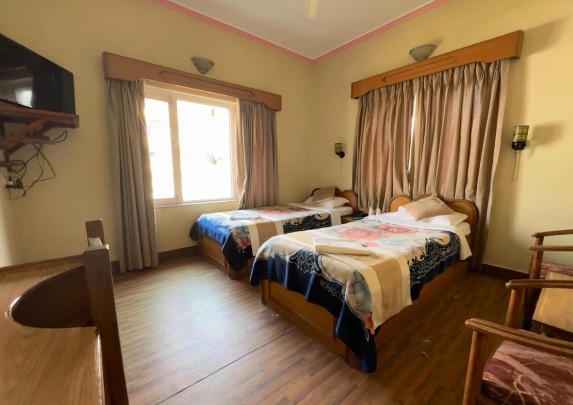 Green Tara Hotel Pokhara Eksteriør billede