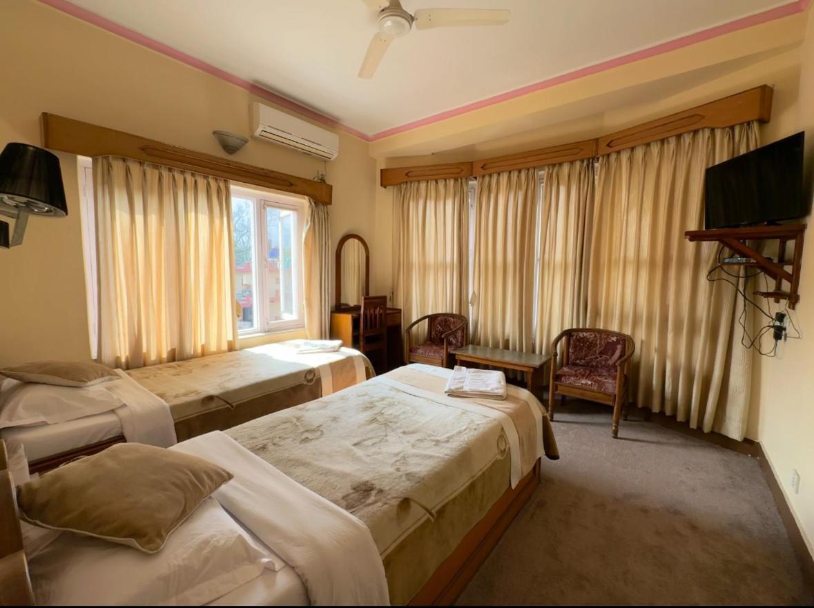 Green Tara Hotel Pokhara Eksteriør billede