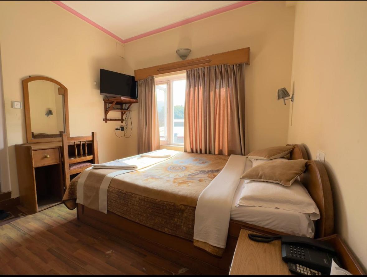 Green Tara Hotel Pokhara Eksteriør billede